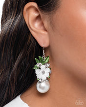 Load image into Gallery viewer, Bouquet Beholder - White