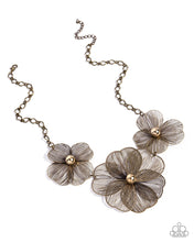 Load image into Gallery viewer, Wiry Wreath - Brass