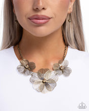 Load image into Gallery viewer, Wiry Wreath - Brass