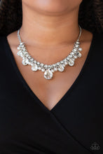 Load image into Gallery viewer, Knockout Queen White