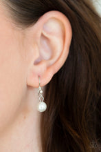 Load image into Gallery viewer, Timeless Tassels - White (P-34)