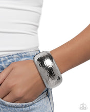 Load image into Gallery viewer, Hammered Hassle - Silver
