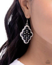 Load image into Gallery viewer, Scalloped Shimmer - Black

