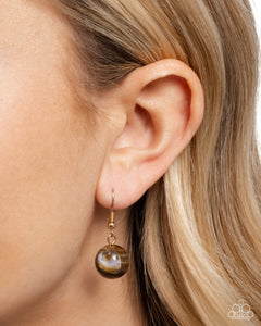 Contemplative Chic - Brown
