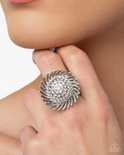 Load image into Gallery viewer, Strategic Show - White
