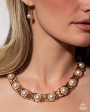 Load image into Gallery viewer, Poised Parade - Gold
