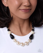 Load image into Gallery viewer, Pleasing Pearls - Black
