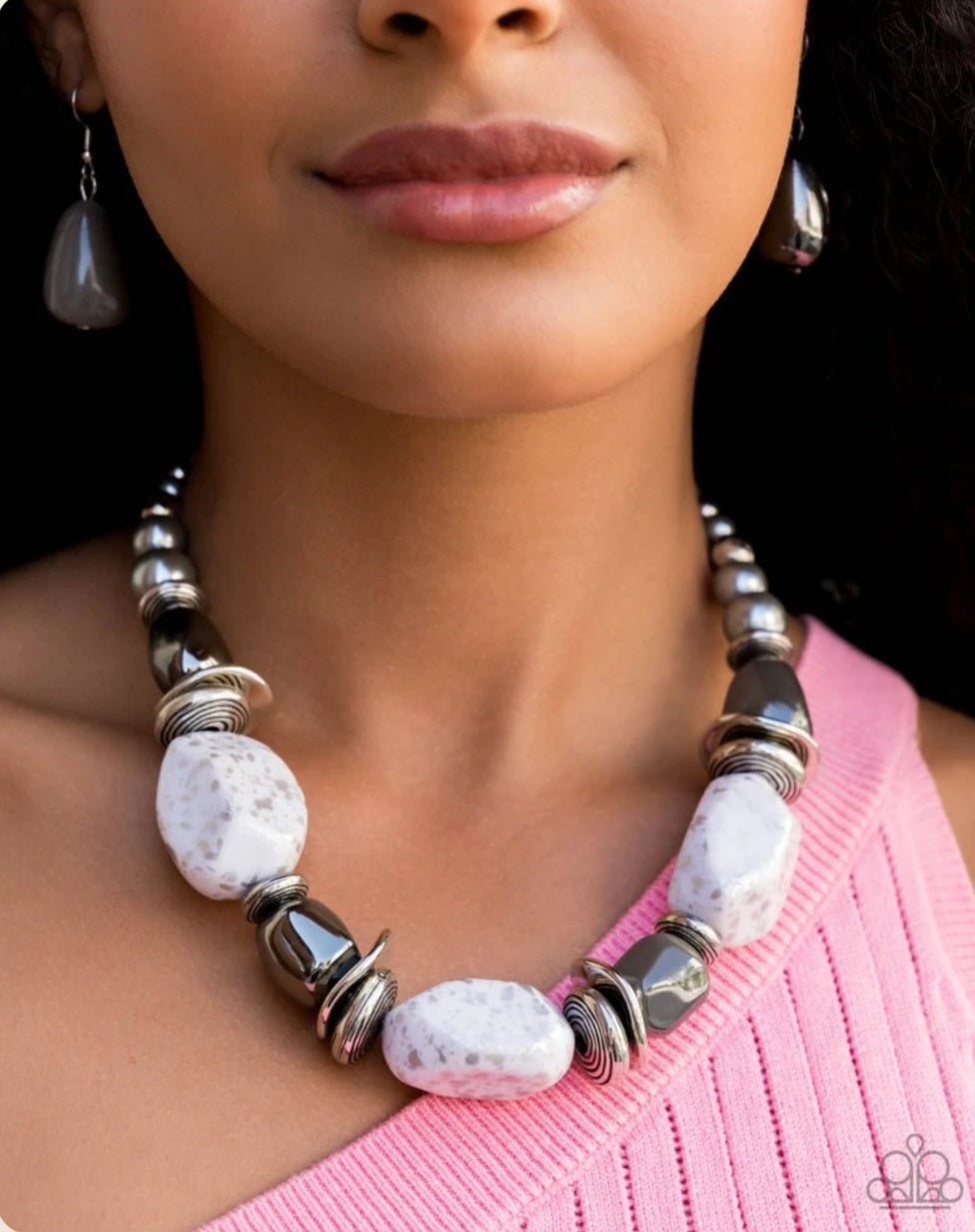 Paparazzi Necklace ~ In Good Glazes - Silver