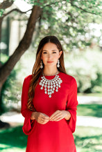 Load image into Gallery viewer, Mesmerize 2019 Zi Collection White Necklace
