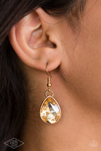 Load image into Gallery viewer, Show-Stopping Shimmer - Gold (G-047)
