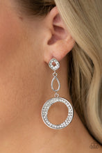 Load image into Gallery viewer, ON THE GLAMOUR SCENE - silver
