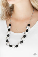 Load image into Gallery viewer, Top Pop - Black (BLK-132)
