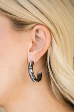 Load image into Gallery viewer, 5th Avenue Fashionista- Black
