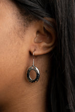 Load image into Gallery viewer, Gallery Artisan - Silver (S-134)
