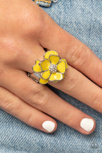 Load image into Gallery viewer, Hibiscus Holiday - Yellow
